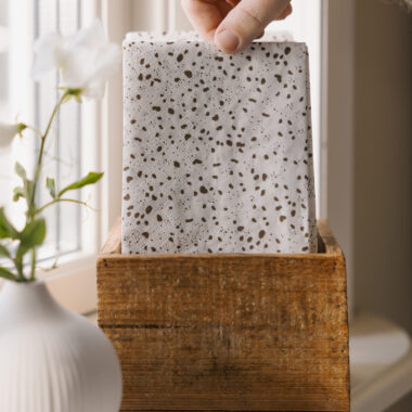 Serviette - Spräcklig weiss