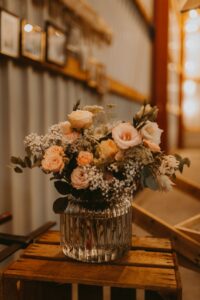 Vasenfüllung Hochzeitsdekoration boho lachs pastell