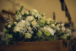 Altardekoration Kirchenschmuck fein weiss-grün