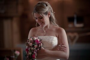 Brautstrauss tropfenförmig pink-rosa