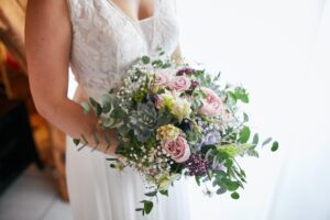 Brautstrauss zarte Farben Eukalyptus mint rose pastell