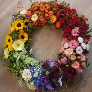 Blumen zum Trost Regenbogen Blumenkranz zum Abschied