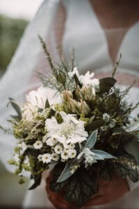 Standesamt Strauss weiss grün verspielt